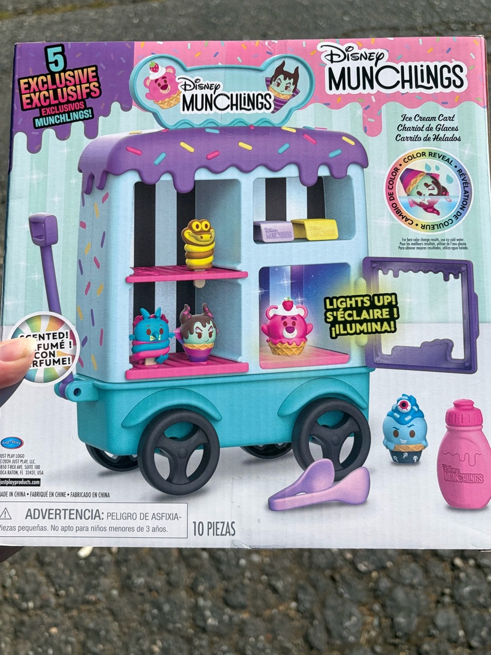 Disney NWT Munchlings Ice Cream Cart 10 Piece Color Changing Figure Playset - Picture 11 of 13